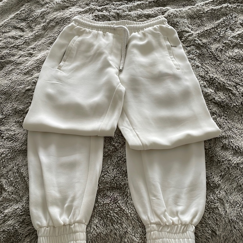 White jogger pants